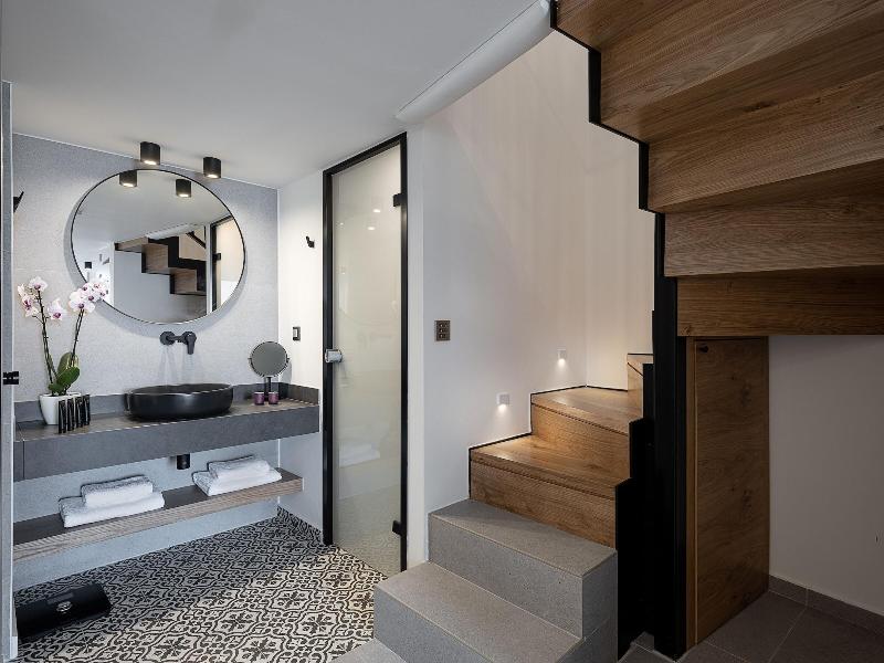 Calla Luxury Seafront Suites image
