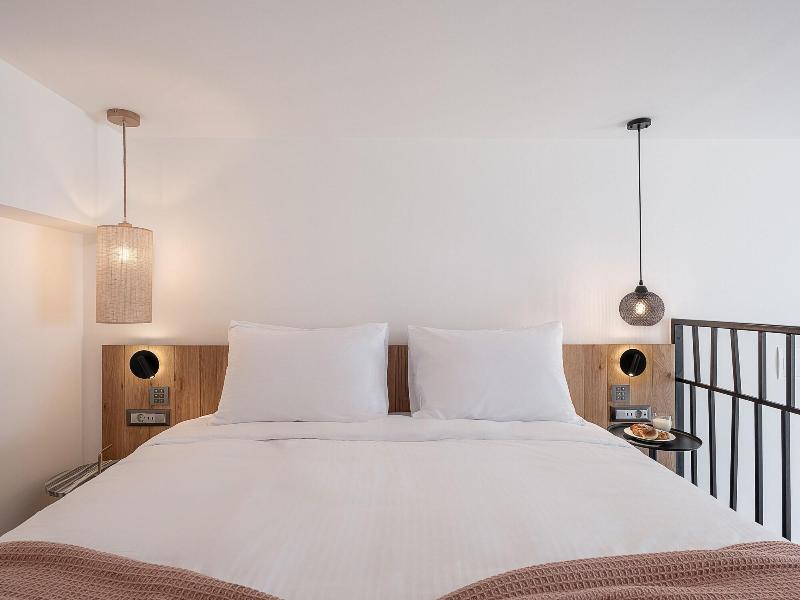 Calla Luxury Seafront Suites image