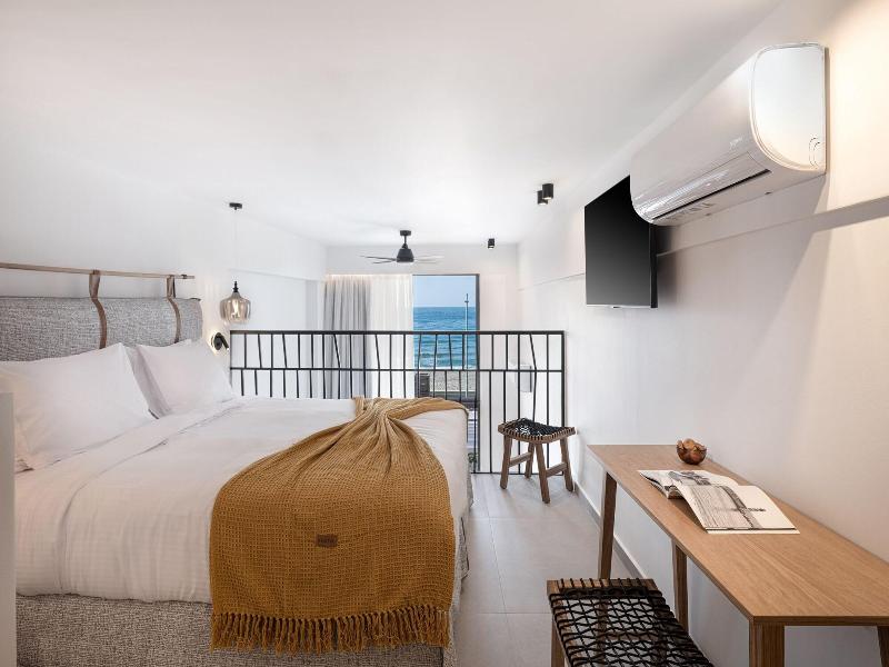 Calla Luxury Seafront Suites image