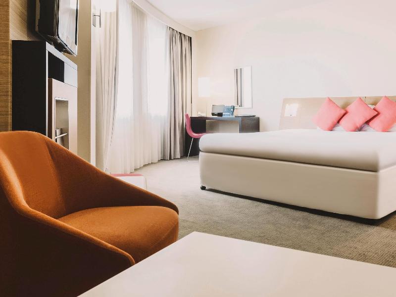 Novotel Liverpool Centre image