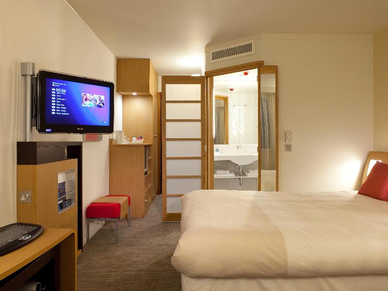 Novotel Liverpool Centre image