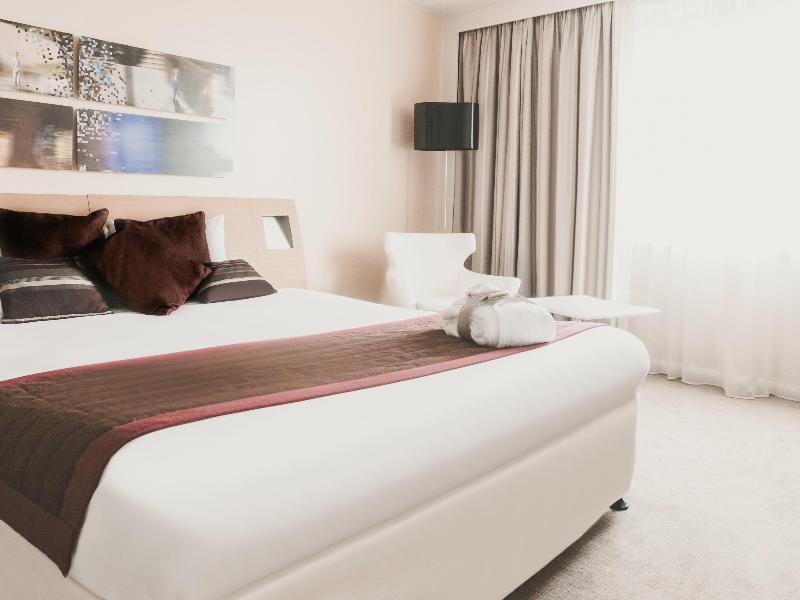 Novotel Liverpool Centre image