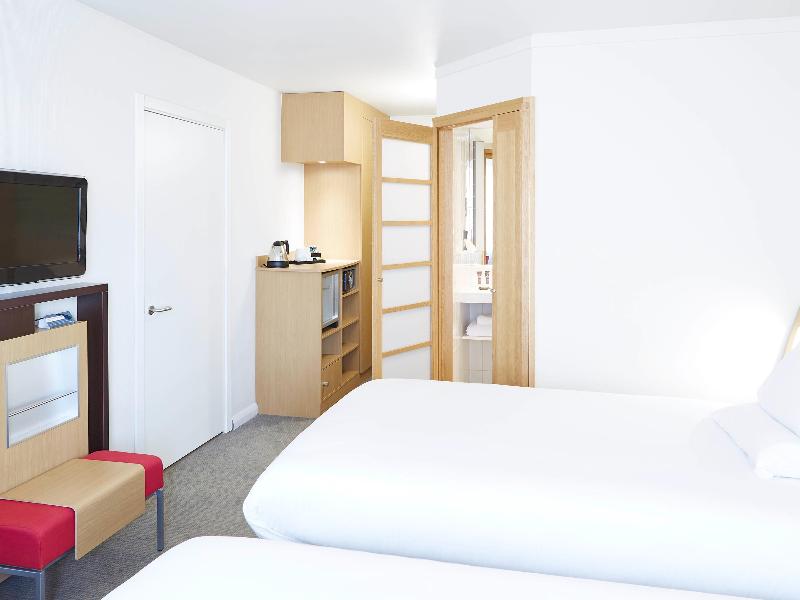 Novotel Liverpool Centre image