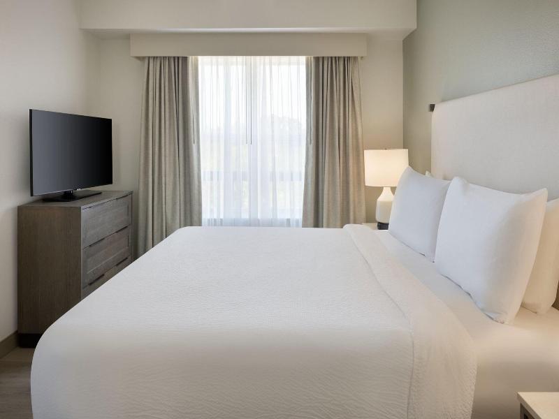 SUITE TWO DOUBLE BEDS