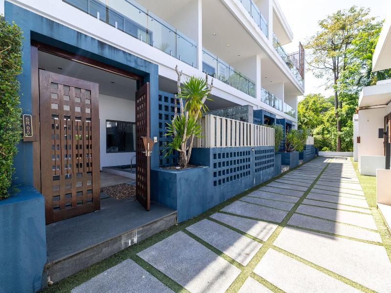 Phuket Moonlit Bay Seaview Resort Spa 5