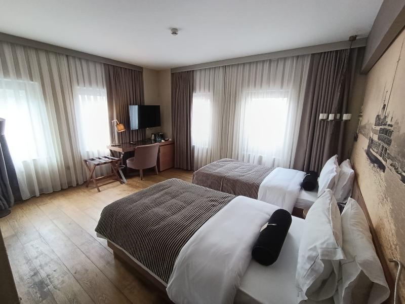Hotel Saint Sophia image