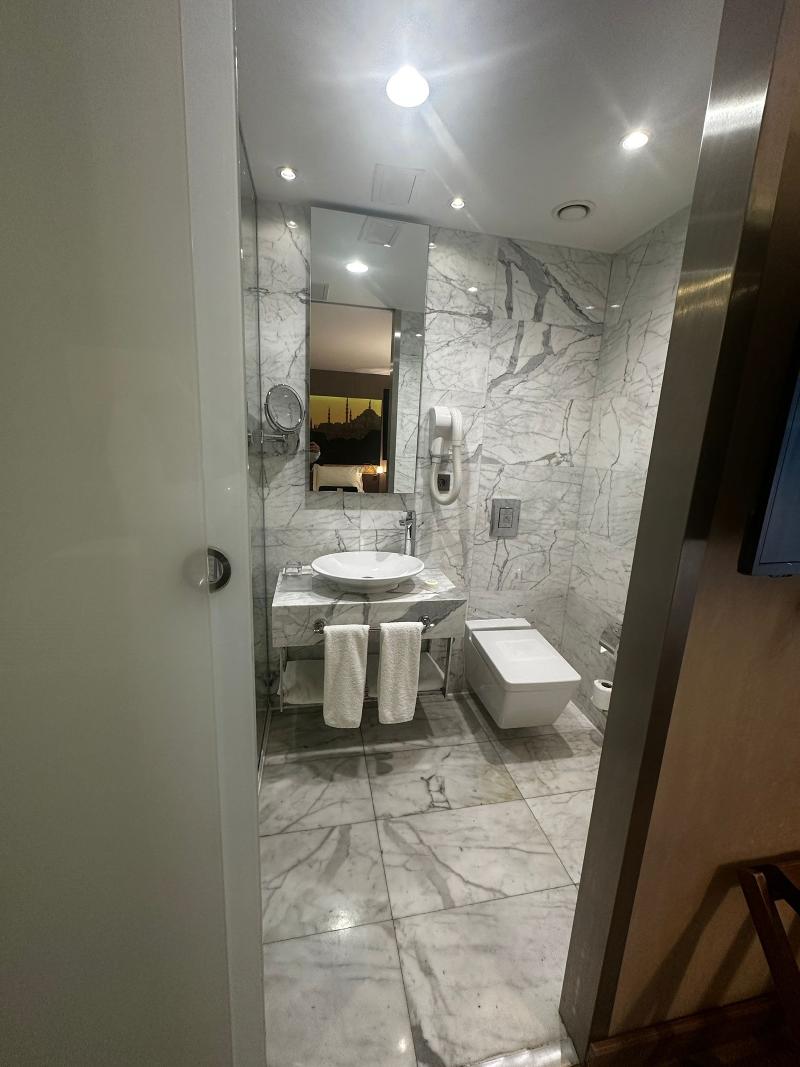 Hotel Saint Sophia image