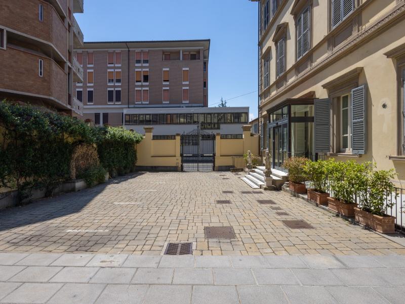 Embassy image