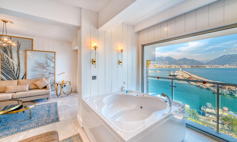 Numa Port Hotel image
