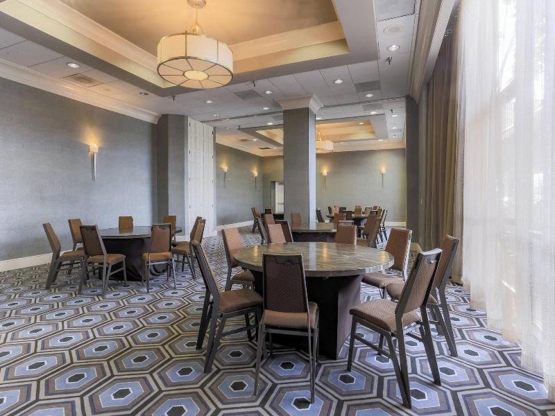 Sheraton San Diego Mission Valley image