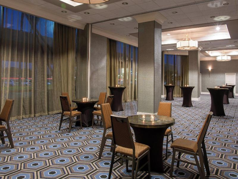 Sheraton San Diego Mission Valley image