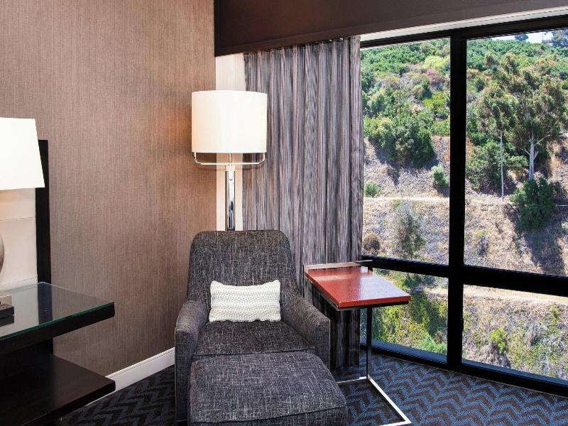 Sheraton San Diego Mission Valley image
