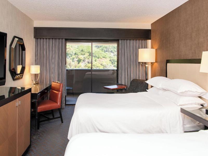 Sheraton San Diego Mission Valley image