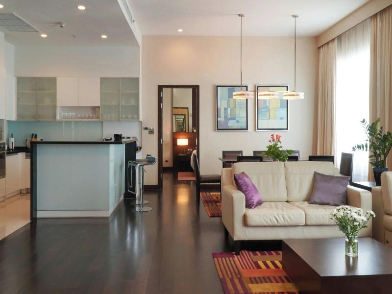 Sukhumvit Park, Bangkok - Marriott Executive Apt image