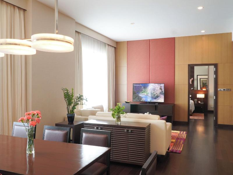 Sukhumvit Park, Bangkok - Marriott Executive Apt image
