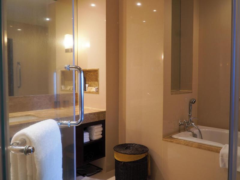 Sukhumvit Park, Bangkok - Marriott Executive Apt image
