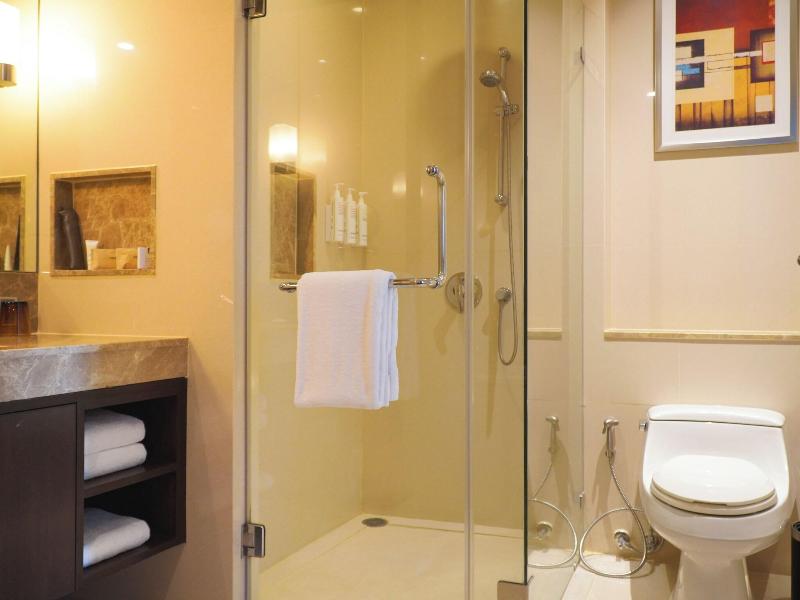 Sukhumvit Park, Bangkok - Marriott Executive Apt image