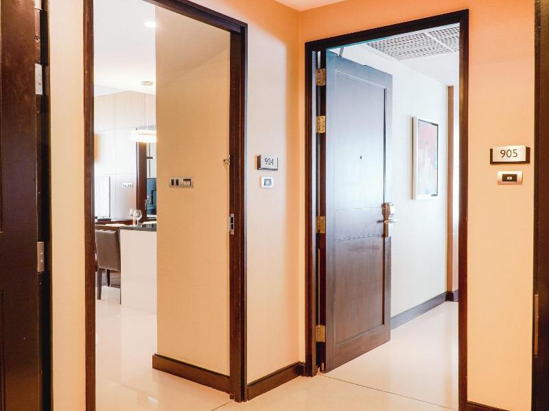 Sukhumvit Park, Bangkok - Marriott Executive Apt image