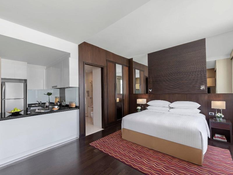 Sukhumvit Park, Bangkok - Marriott Executive Apt image