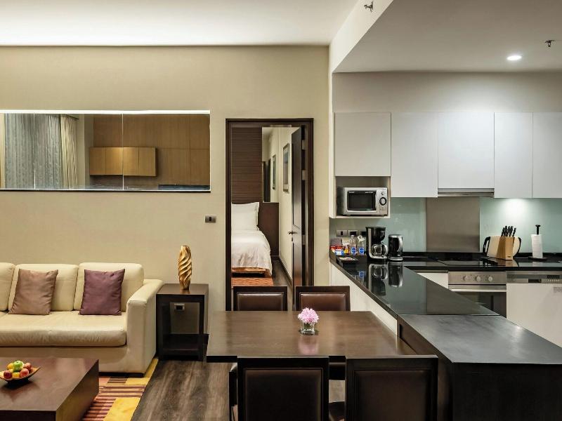 Sukhumvit Park, Bangkok - Marriott Executive Apt image