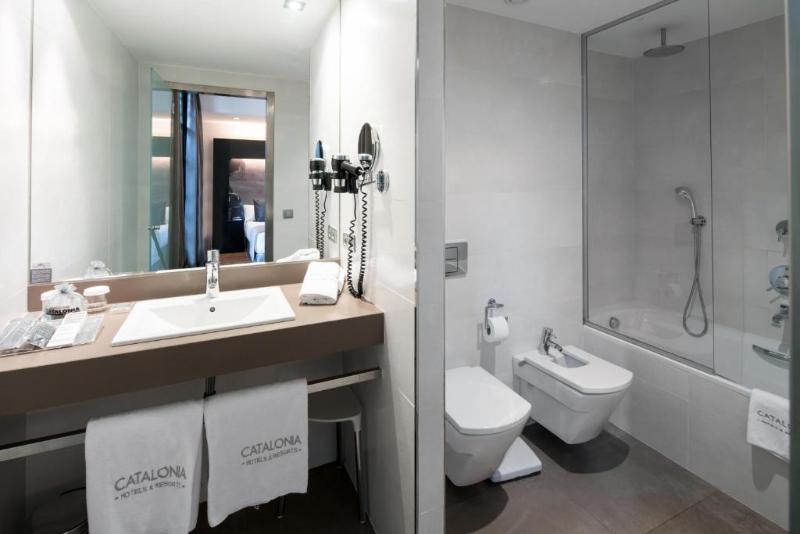 Stay in style at Catalonia Catedral