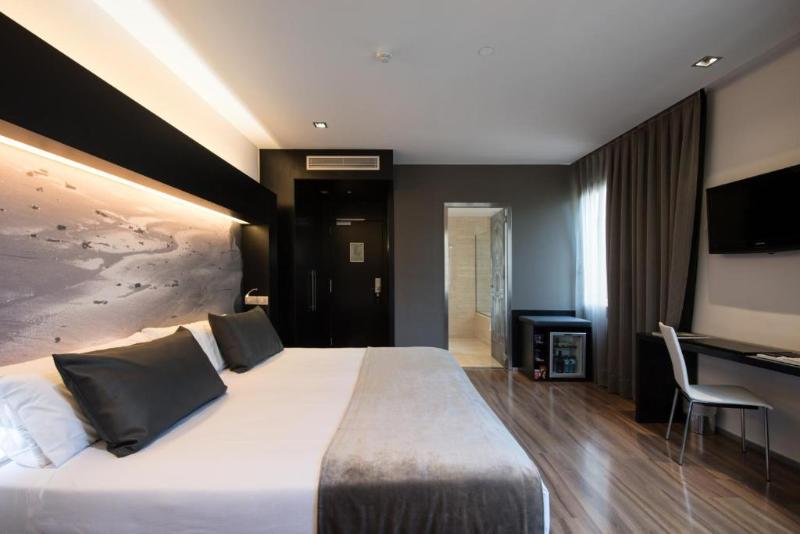 Stay in style at Catalonia Catedral