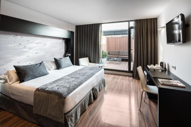 Stay in style at Catalonia Catedral