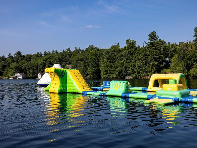 Delta Rocky Crest Resort image