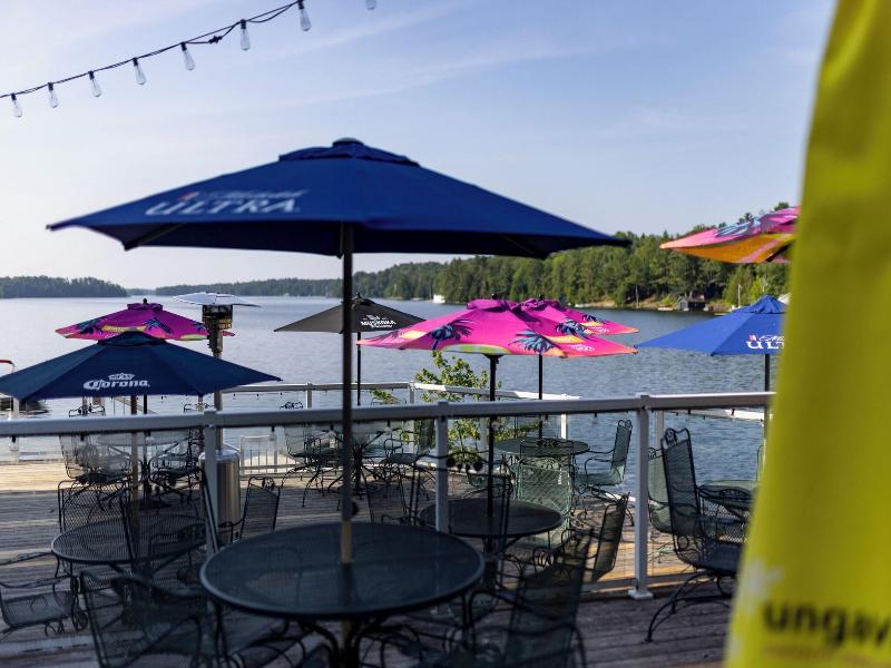 Delta Rocky Crest Resort image