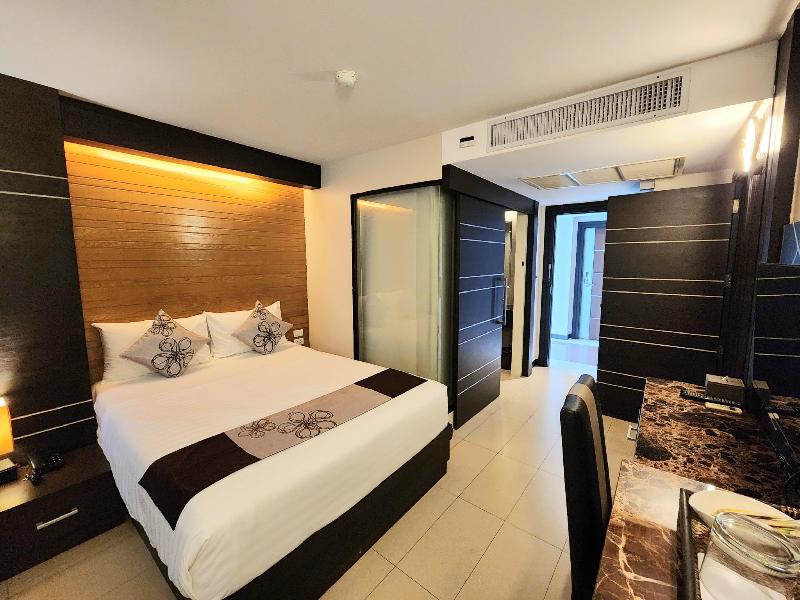 Skydome Resotel