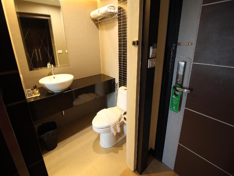 Skydome Resotel image