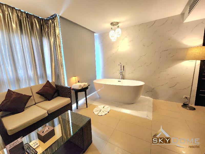 Skydome Resotel image