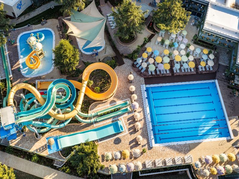 Sunny Porec Hotel by Valamar image