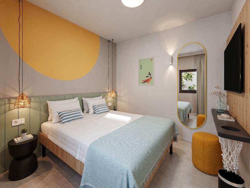 Sunny Porec Hotel by Valamar image