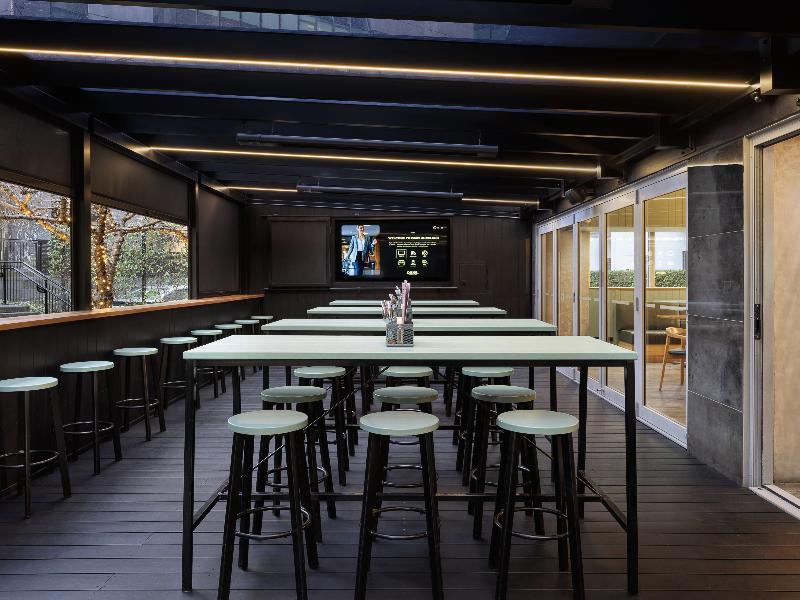 Oaks Auckland Hotel image