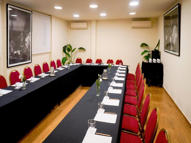 Melia Recoleta Plaza image