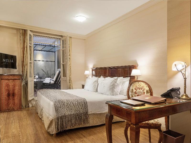 Melia Recoleta Plaza image