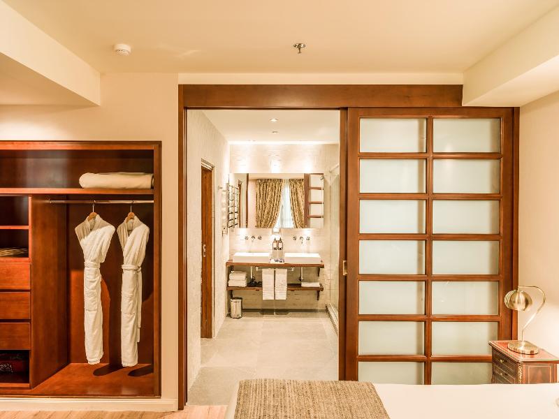 Melia Recoleta Plaza image