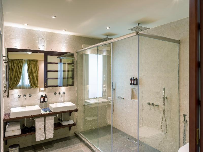 Melia Recoleta Plaza image