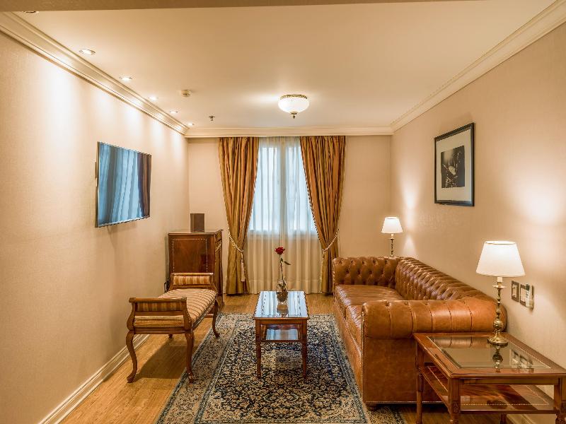 Melia Recoleta Plaza image