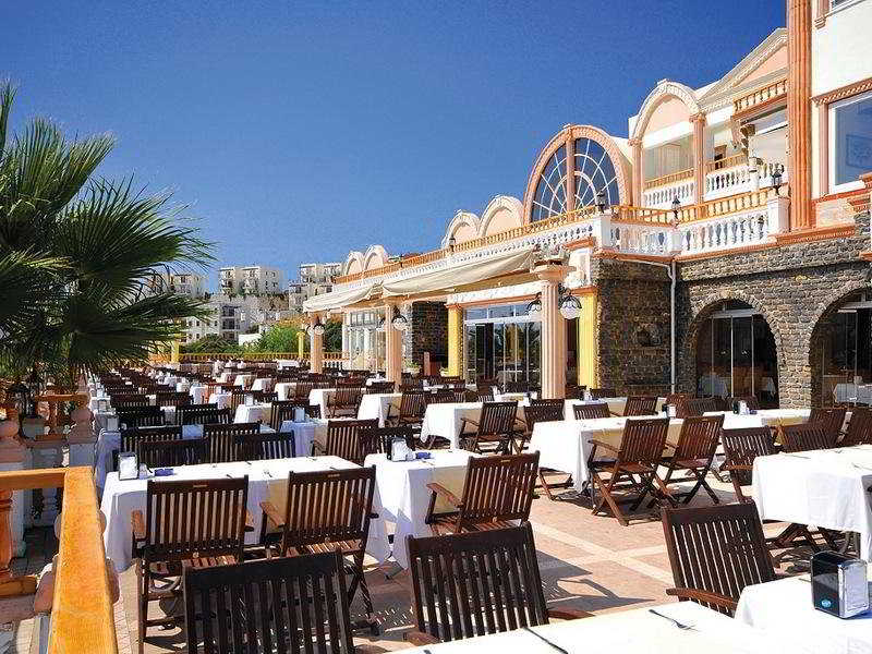 Palm Garden Hotel on the Beach