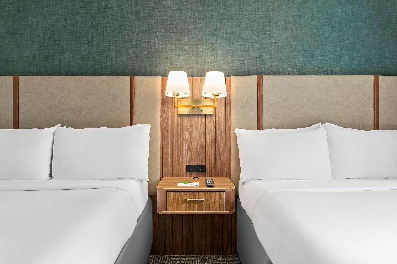 Holiday Inn Manhattan 6th Ave - Chelsea image