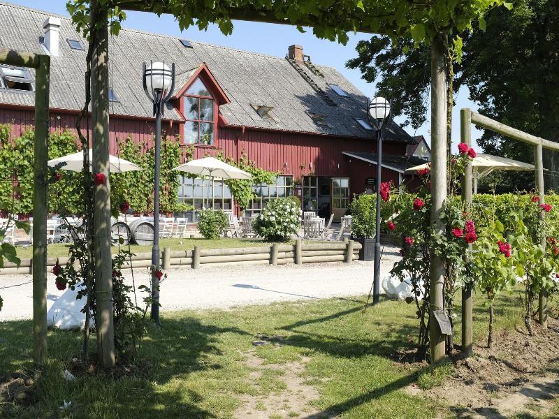 Flädie Mat & Vingård image