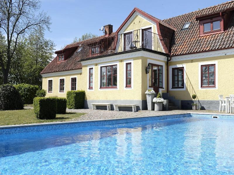 Flädie Mat & Vingård image