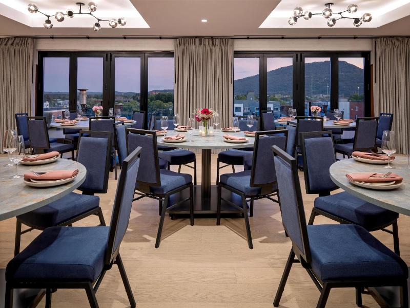 Caption By Hyatt Chattanooga Downtown image