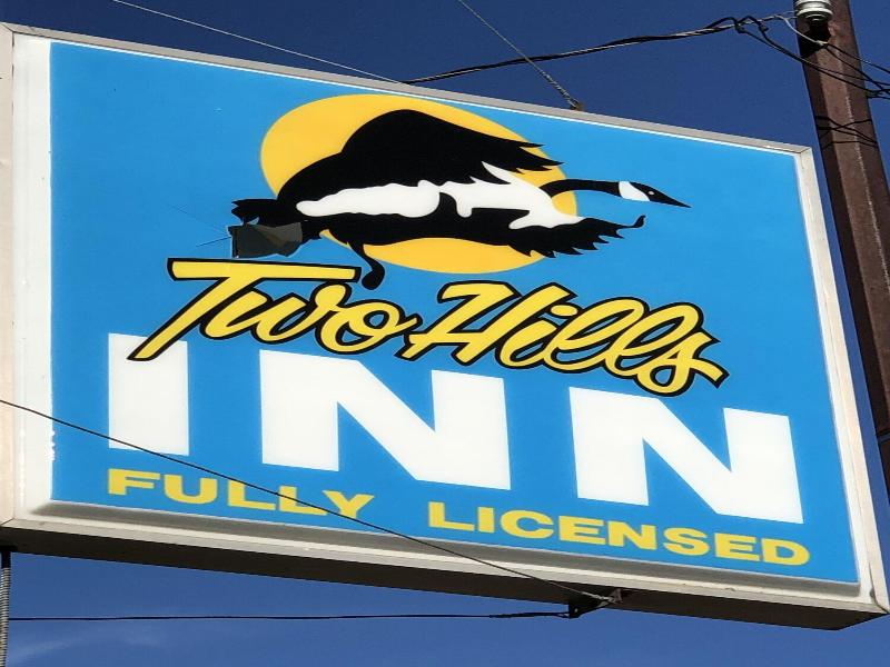 Two Hills Inn, Town of Two Hills
