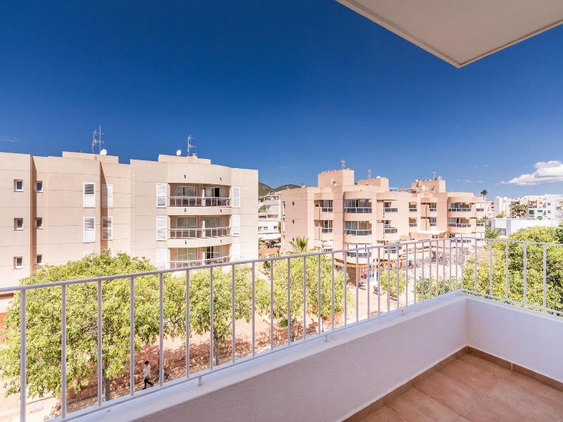 Apartamentos Avenida - Mc Apartamentos Ibiza 2