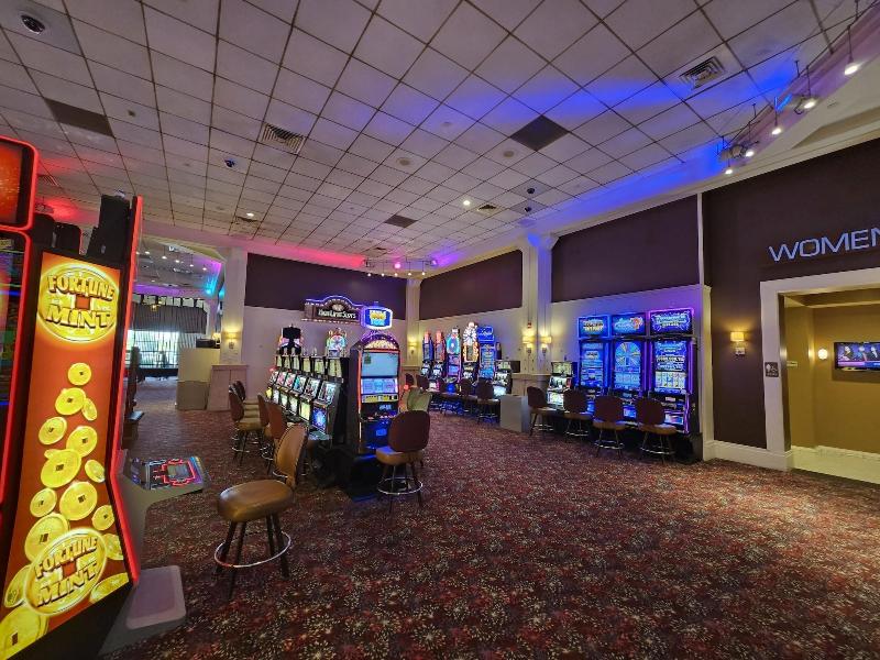 Wild Rose Casino & Hotel Clinton
