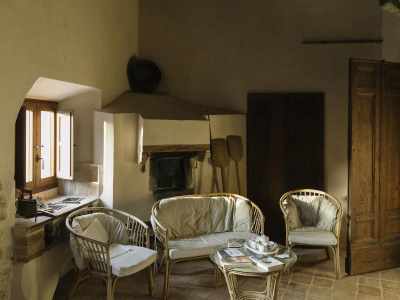 Castel Di Luco image