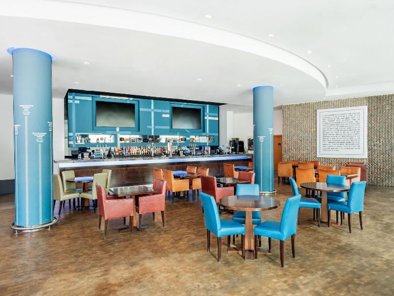 Radisson RED London Twickenham image